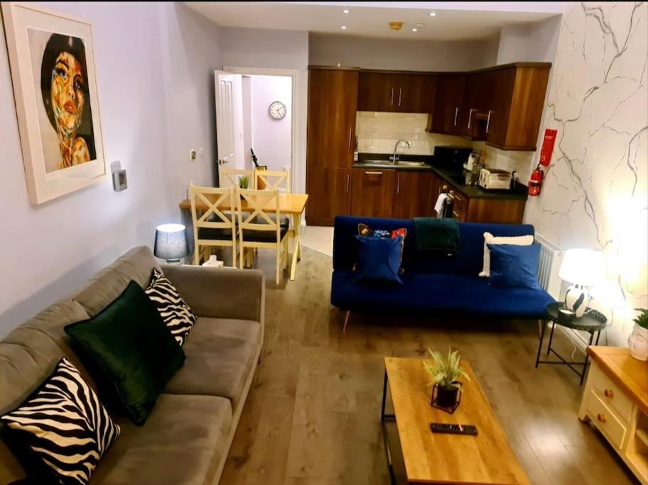 City Centre Top Floor Apartment In Belfast City Centre Exteriér fotografie