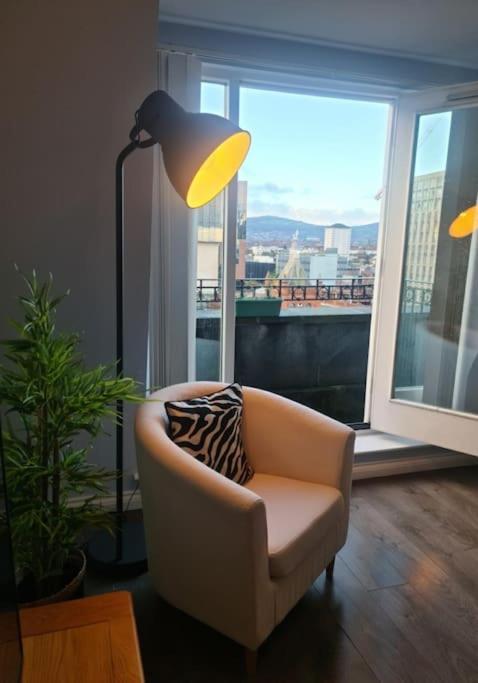 City Centre Top Floor Apartment In Belfast City Centre Exteriér fotografie
